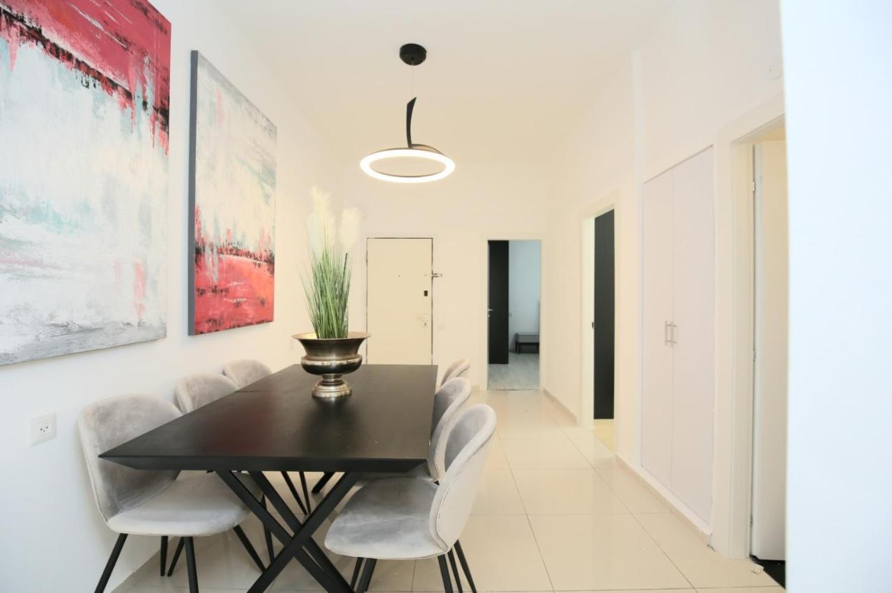 City Center Luxury Apartment In Netanya Exterior photo